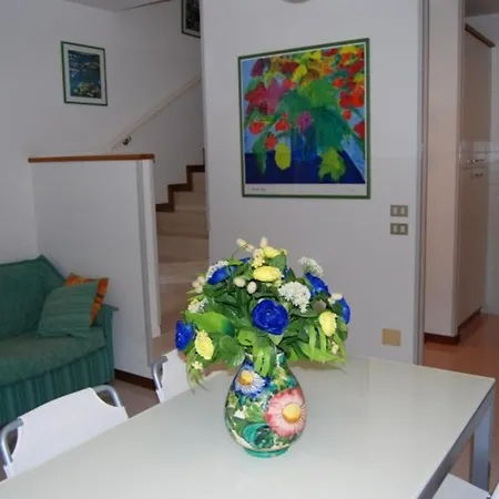 Apartment Relaxing With Garden And Pool Bibione