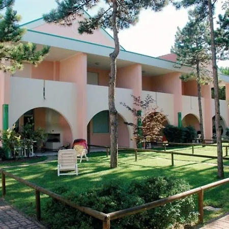 Διαμέρισμα Relaxing With Garden And Pool Μπιμπιόνε